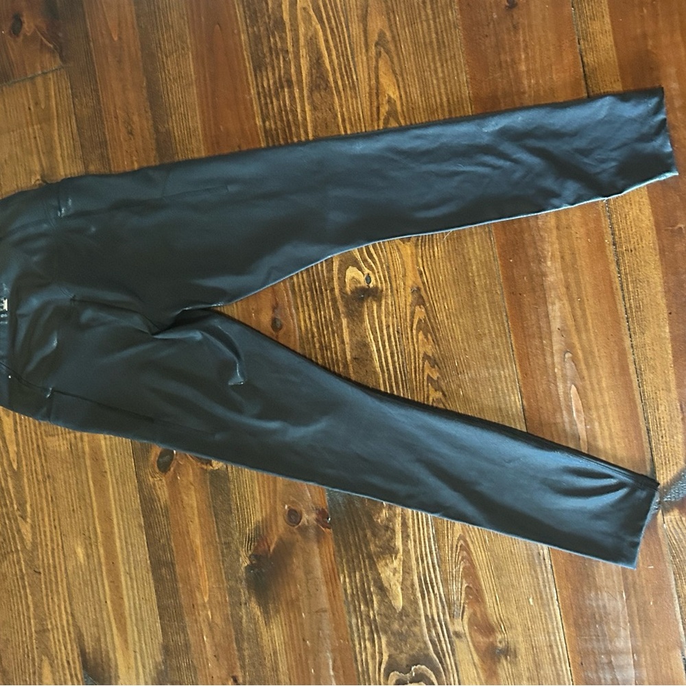 Pink Active Shiny Leggings NWT - Picture 5 of 7